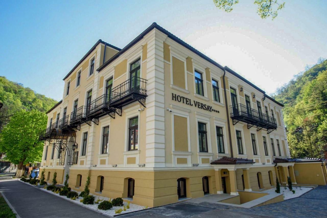 Hotel Versay Baile Herculane Exterior photo